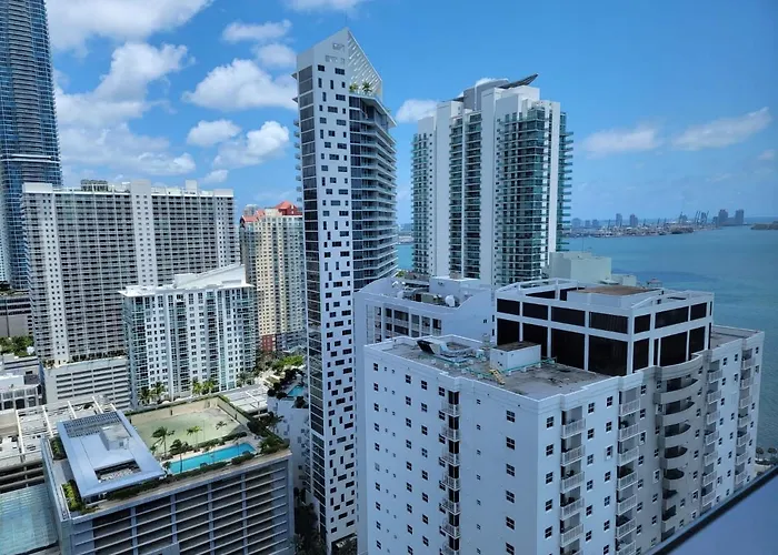 Four Seasons Studio - Privately Owned Unit