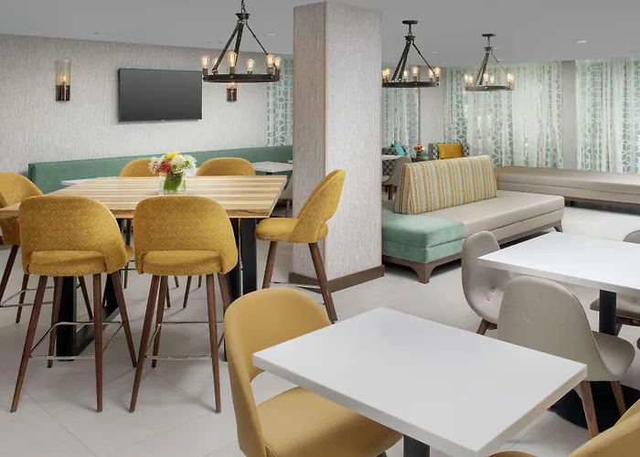 Hilton Garden Inn Miami Brickell South